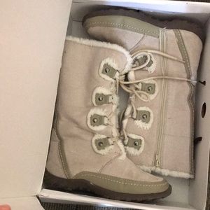 Nine West size 4 M